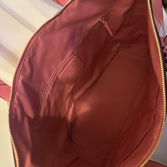 BRAND NEW Authentic Coach Picnic Gallery Tote - Picture 7 of 16